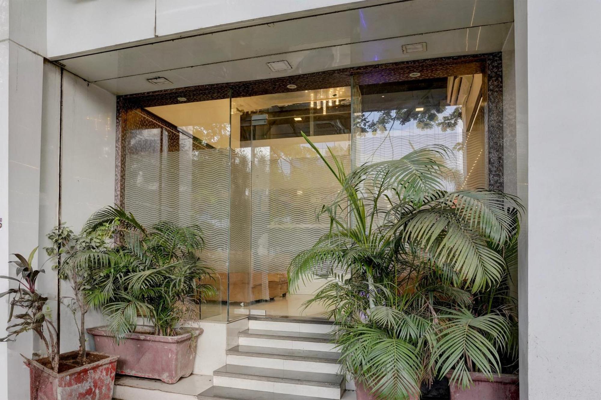 Hotel O Golden Star Bombay Extérieur photo